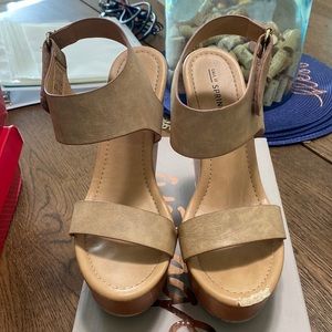 Tan wedges
